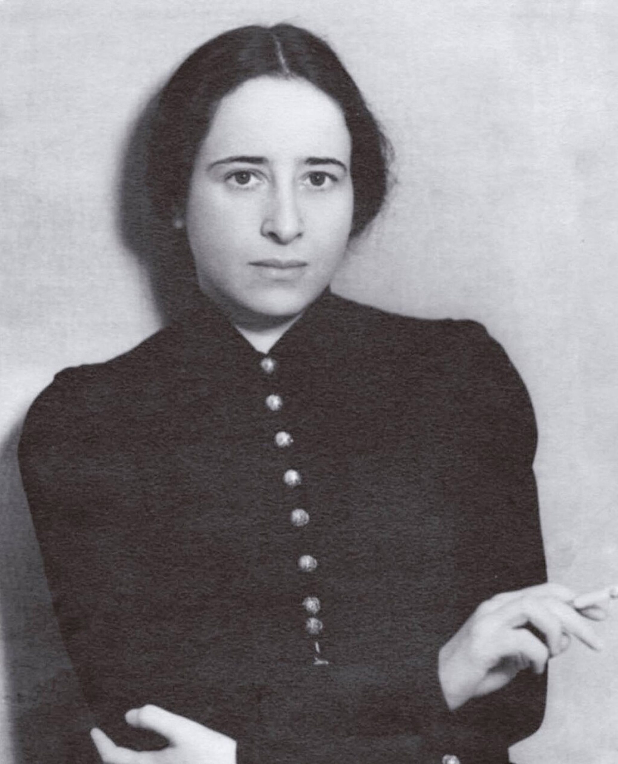 HANNAH ARENDT